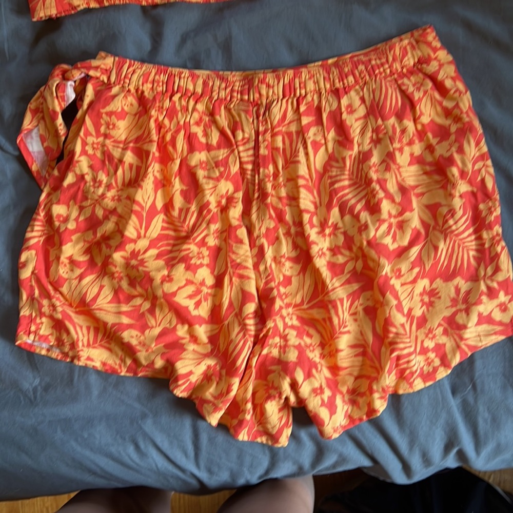 Matching set - Picture 3 of 7